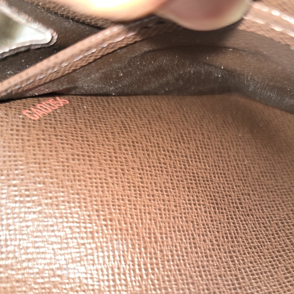 LOUIS VUITTON Damier Ebene Sarah Wallet - Picture 8 of 15
